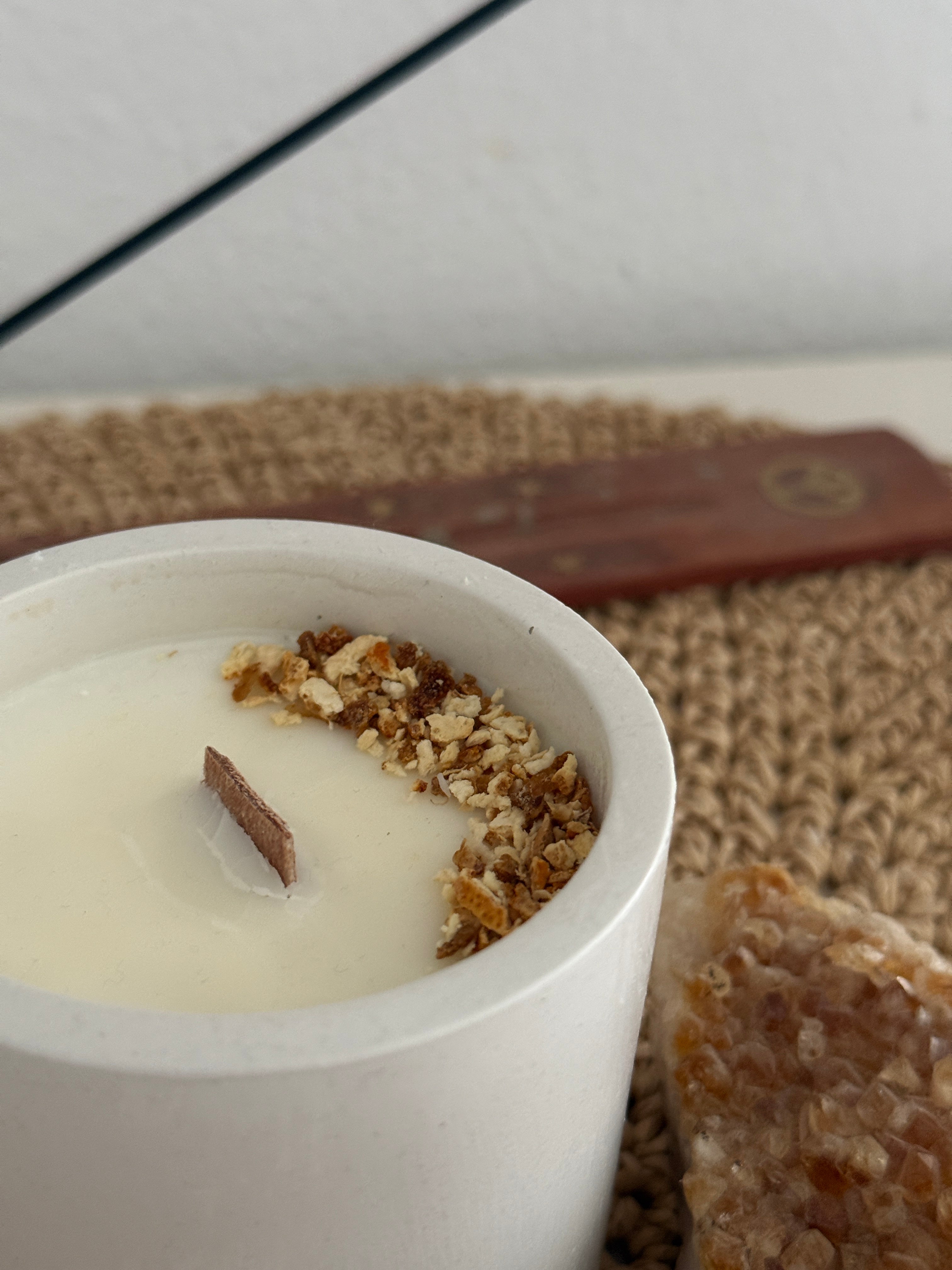 Refugio · Vela aromática Canela y Naranja